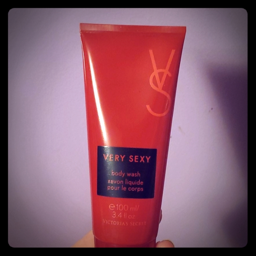 Victoria Secret Very Sexy Body Wash 3.4 oz